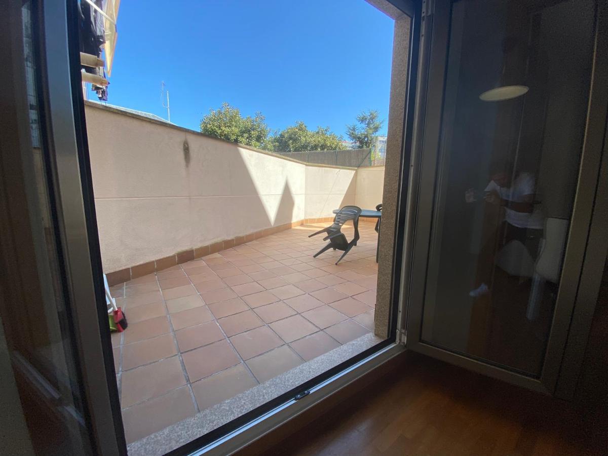 Apartamento A 5 Min Caminando De La Playa Sta. Cristina, オレイロス エクステリア 写真