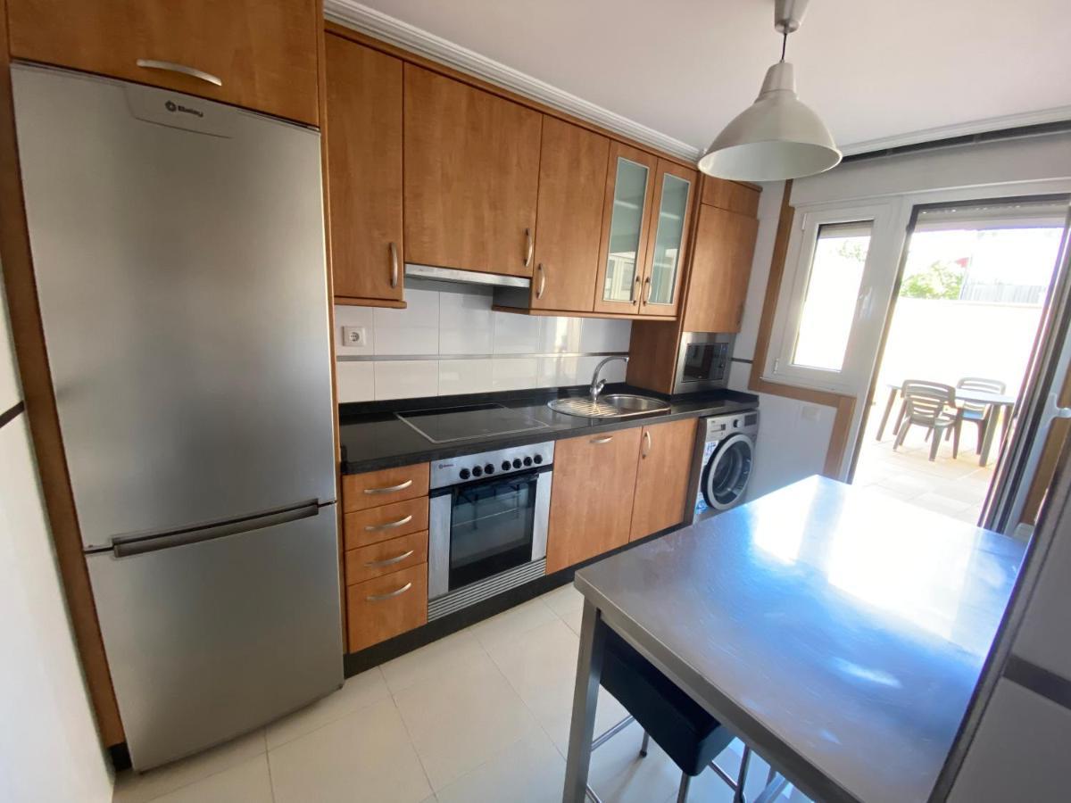 Apartamento A 5 Min Caminando De La Playa Sta. Cristina, オレイロス エクステリア 写真